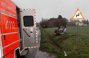 Polizei Minden-Lübbecke: POL-MI: Autofahrerin (93) überschlägt sich in Preußisch Oldendorf