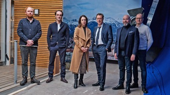 ARD Das Erste: Das Erste: Drehstart für die ARD-Degeto-/ORF-Koproduktion "Euer Ehren" (AT): Sebastian Koch, Tobias Moretti, Paula Beer, Sascha Gersak u.a. drehen deutsch-österreichische Highend-Serie