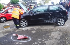 Polizei Düren: POL-DN: Verkehrsunfall mit vier Verletzten