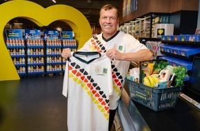EDEKA ZENTRALE Stiftung & Co. KG: Exklusiv im Lebensmitteleinzelhandel: EDEKA startet als Ern&auml;hrungspartner der M&auml;nner-Nationalmannschaft die gro&szlig;e WM-Offensive