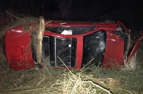 Polizeidirektion Kaiserslautern: POL-PDKL: Zwei Verletzte bei Alleinunfall