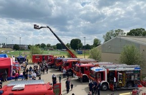 Freiwillige Feuerwehr Alpen: FW Alpen: Blaulichttag 2024 in Alpen