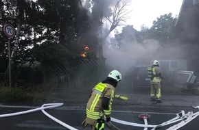 Feuerwehr Bottrop: FW-BOT: Brand an einer Garage in Kirchhellen