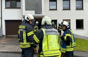 Feuerwehr Sprockhövel: FW-EN: Rauchentwicklung aus Gebäude