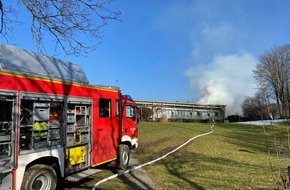 Feuerwehren des Landkreises Ravensburg: LRA-Ravensburg: Hotel-Großbrand in Wangen im Allgäu - Einsatz ruft mehrere Feuerwehren der Region auf den Plan