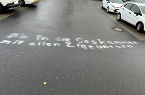 Polizeipräsidium Koblenz: POL-PPKO: Antiziganistische Farbschmierereien auf einem Supermarktparkplatz in Koblenz - Polizei sucht Zeugen