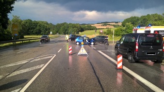 Polizeidirektion Kaiserslautern: POL-PDKL: Verkehrsunfall auf B 420 vor Auffahrt A62
