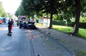 Polizei Minden-Lübbecke: POL-MI: Zwei Frauen bei Unfall auf der B 65 in Gehlenbeck verletzt