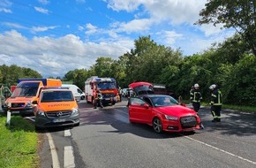 Feuerwehr Bergheim: FW Bergheim: Zwei Verletzte nach Verkehrsunfall in Bergheim