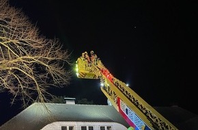 Feuerwehr Ratingen: FW Ratingen: Gemeldeter Kaminbrand