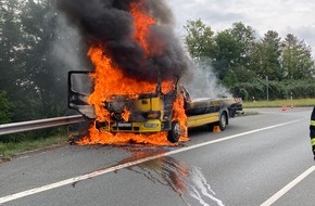 Feuerwehr Olpe: FW-OE: PKW Brand auf der B 54