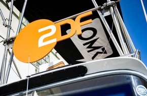 ZDF: Star-Aufgebot beim ZDF auf der OMR 2026 / Christoph Kramer, Per Mertesacker, Gundula Gause und Olivia Jones vor Ort