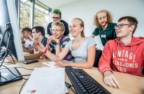 HPI Hasso-Plattner-Institut: Schüler zeigen: So geht Nachhaltigkeit in der IT