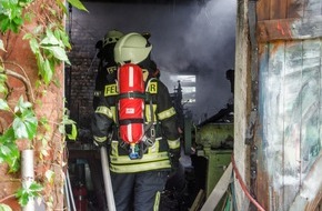 Kreisfeuerwehrverband Rendsburg-Eckernförde: FW-RD: Scheune brennt in Tüttendorf ab - 60 Einsatzkräfte im Einsatz