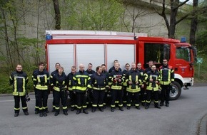 Feuerwehr der Stadt Arnsberg: FW-AR: 16 neue Einsatzkräfte verstärken die Arnsberger Feuerwehr