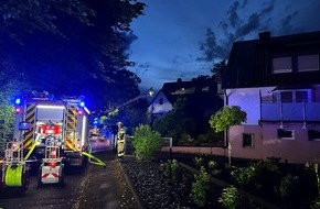 Feuerwehr Herdecke: FW-EN: Dachstuhlbrand nach Gewitter in der Ender Mark - Feuerwehr verhindert gr&ouml;&szlig;ere Brandausbreitung