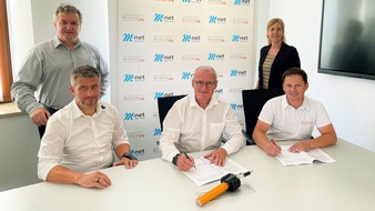 M-net Telekommunikations GmbH: Echte Glasfaseranschlüsse für 1.700 Haushalte und Gewerbetreibende in Buttenwiesen