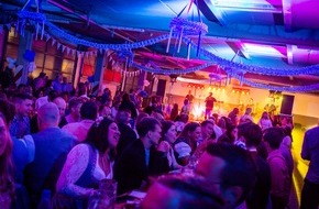 Kreisfeuerwehrverband Main-Taunus e.V.: Feuerwehr MTK: Feuerwehren laden zu drei Veranstaltungen im September ein: Sommerfest in Okriftel sowie Oktoberfest und Tag der offenen T&uuml;r in Hattersheim