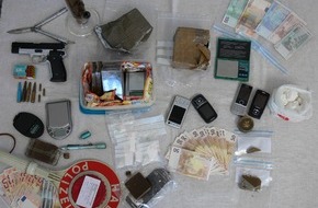 Polizeipräsidium Mittelfranken: POL-MFR: (312) Festnahmen im Drogenmilieu - Bildveröffentlichung
