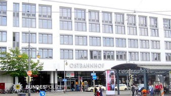 Bundespolizeidirektion M&uuml;nchen: Bundespolizeidirektion M&uuml;nchen: 18-J&auml;hriger widersetzt sich der Bundespolizei