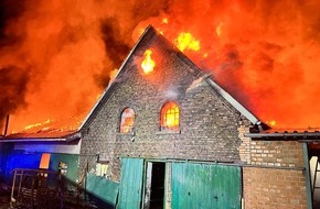 Freiwillige Feuerwehr Werne: FW-WRN: Scheunenbrand in Werne-Schmintrup