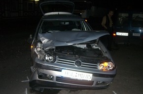 Polizeiinspektion Hameln-Pyrmont/Holzminden: POL-HOL: Bevern - Forster Straße: Spektakulärer Unfall fordert zwei Verletzte - Fahrer blieb unverletzt / Hoher Sachschaden -