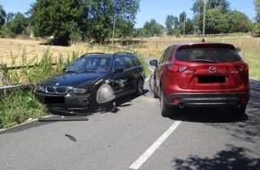 Polizei Hagen: POL-HA: Unfall auf dem Tücking mit drei Autos - Eine Verletzte