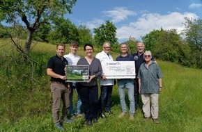 Edeka Südwest: Presse-Information: Naturschutzprojekt in Bisingen ausgezeichnet