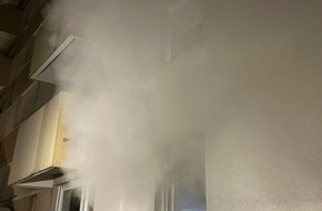 Feuerwehr München: FW-M: Brand in den frühen Morgenstunden (Hasenbergl)