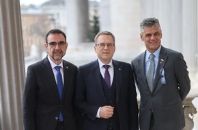 CSU-Fraktion im Bayerischen Landtag: S&uuml;dtirol st&auml;rkt Bayerns Bewerbung um Yad Vashem-Bildungszentrum - Holetschek freut sich &uuml;ber starken R&uuml;ckenwind aus Bozen