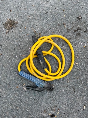 POL-WHV: Sicherstellung von mutma&szlig;lichem Diebesgut - Polizei sucht Gesch&auml;digte