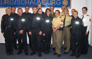 Polizeiinspektion Nienburg / Schaumburg: POL-NI: 15 neue Polizisten und Polizistinnen in der Polizeiinspektion Nienburg/Schaumburg -Bild im Download-