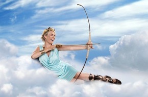 SAT.1: "Schwer verliebt" statt immer allein! Britt Hagedorn führt einsame Herzen ins Liebesglück - ab Sonntag, 2.12.2012 um 19.00 Uhr in SAT.1 (BILD)
