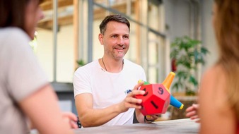 Vitacia GmbH: Verkümmerte Konzentration: Wie das Smartphone den Schulalltag verändert