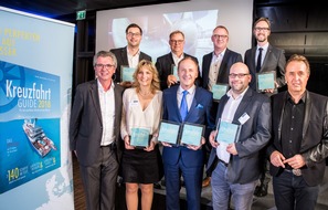 planet c GmbH: Die besten Schiffe des Jahres: Kreuzfahrt Guide Awards 2017 verliehen - KREUZFAHRT GUIDE 2018 in neuem Layout ab sofort im Handel