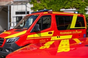 Feuerwehr Stuttgart: FW Stuttgart: Vollbrand eines PKW - Rauchs&auml;ule weithin sichtbar