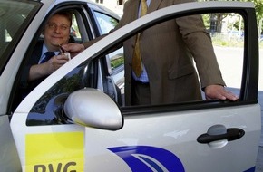 Ford-Werke GmbH: Ford übergibt Brennstoffzellenfahrzeug an die Berliner Verkehrsbetriebe