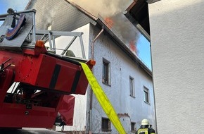 Polizeidirektion Kaiserslautern: POL-PDKL: Wohnhaus gerät aus bislang noch ungeklärter Ursache in Brand