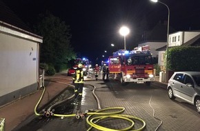 Feuerwehr Haan: FW-HAAN: Feuer greift auf Wohnhaus über