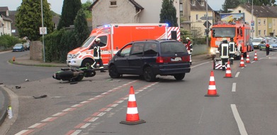 Polizei Rheinisch-Bergischer Kreis: POL-RBK: Bergisch Gladbach - Motorradfahrerin schwer verletzt