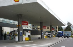 Migros-Genossenschafts-Bund: Migrol baut migrolino Tankstellen-Shops nur noch im MINERGIE® -Standard.