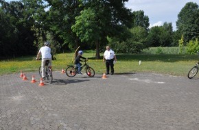 Polizeiinspektion Celle: POL-CE: Verkehrssicherheit kann auch Spaß machen - Gelungene Ferienpassaktion für Kinder und Eltern