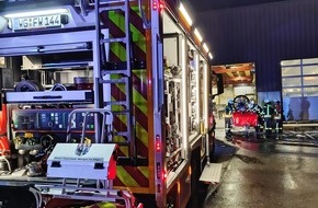 Feuerwehren des Landkreises Ravensburg: LRA-Ravensburg: Brand in stahlverarbeitendem Betrieb in Wangen im Allg&auml;u