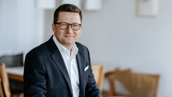 Sven Lorenz GmbH: Keine Spekulationen bei der Altersvorsorge: Sven Lorenz zeigt, wie Unternehmer sich wirklich effektiv fürs Alter absichern