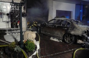Feuerwehr Essen: FW-E: PKW brennt in Garage - keine Verletzten