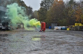 Feuerwehr Wenden: FW Wenden: Jahresabschlussübung der Freiwilligen Feuerwehr der Gemeinde Wenden
