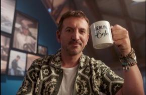 Jochen Schweizer GmbH: Coole Socke statt Socken unterm Baum: Jochen Schweizer macht den lässigen Onkel zum Geschenke-Champion