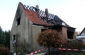 Polizei Minden-Lübbecke: POL-MI: Nach Hausbrand zwei Tote in Ruine aufgefunden