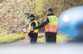 Hauptzollamt L&ouml;rrach: HZA-L&Ouml;: Zoll stellt rund 30 Kilogramm Marihuana bei der Einreisekontrolle sicher