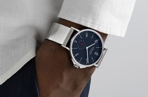 NOMOS Glash&uuml;tte: Nach dem Sommer zur&uuml;ck ins B&uuml;ro? Wir machen blau!